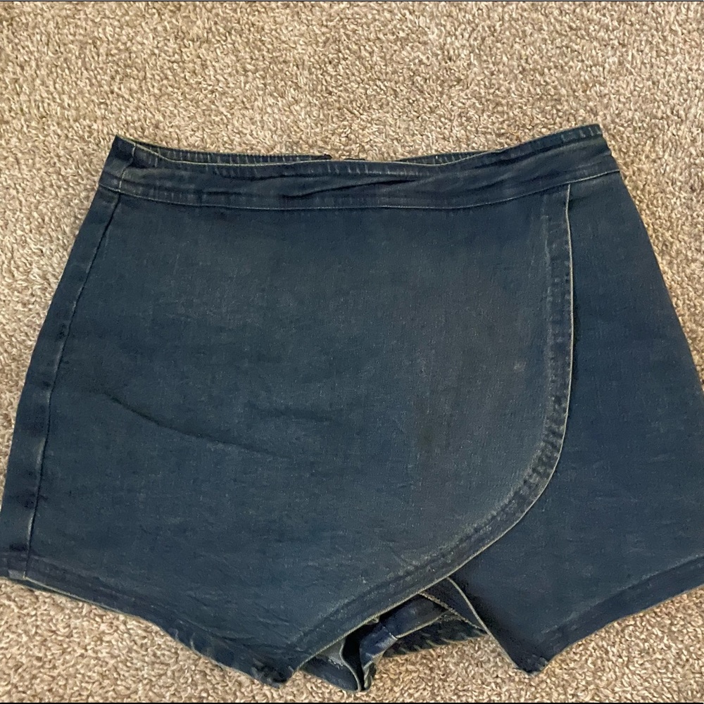Jean Skort